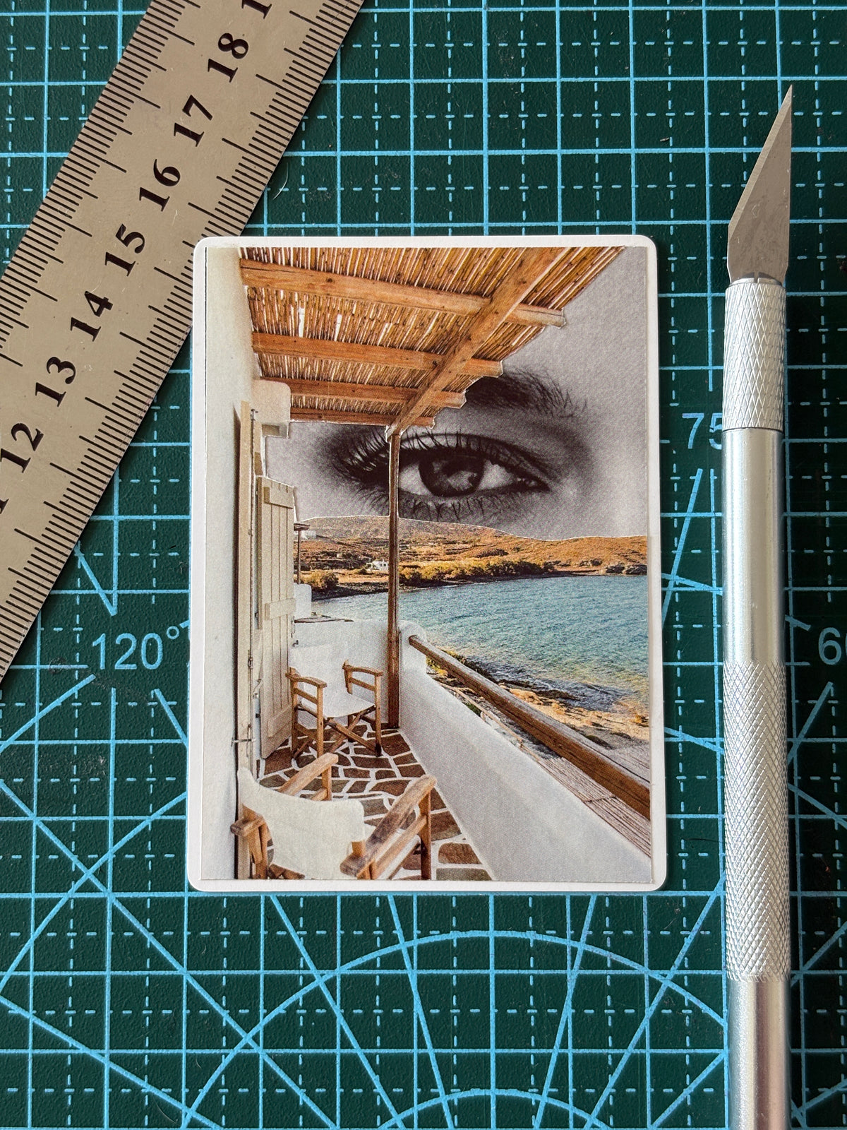 SOMEWHERE BETWEEN MEMORY & SEA
